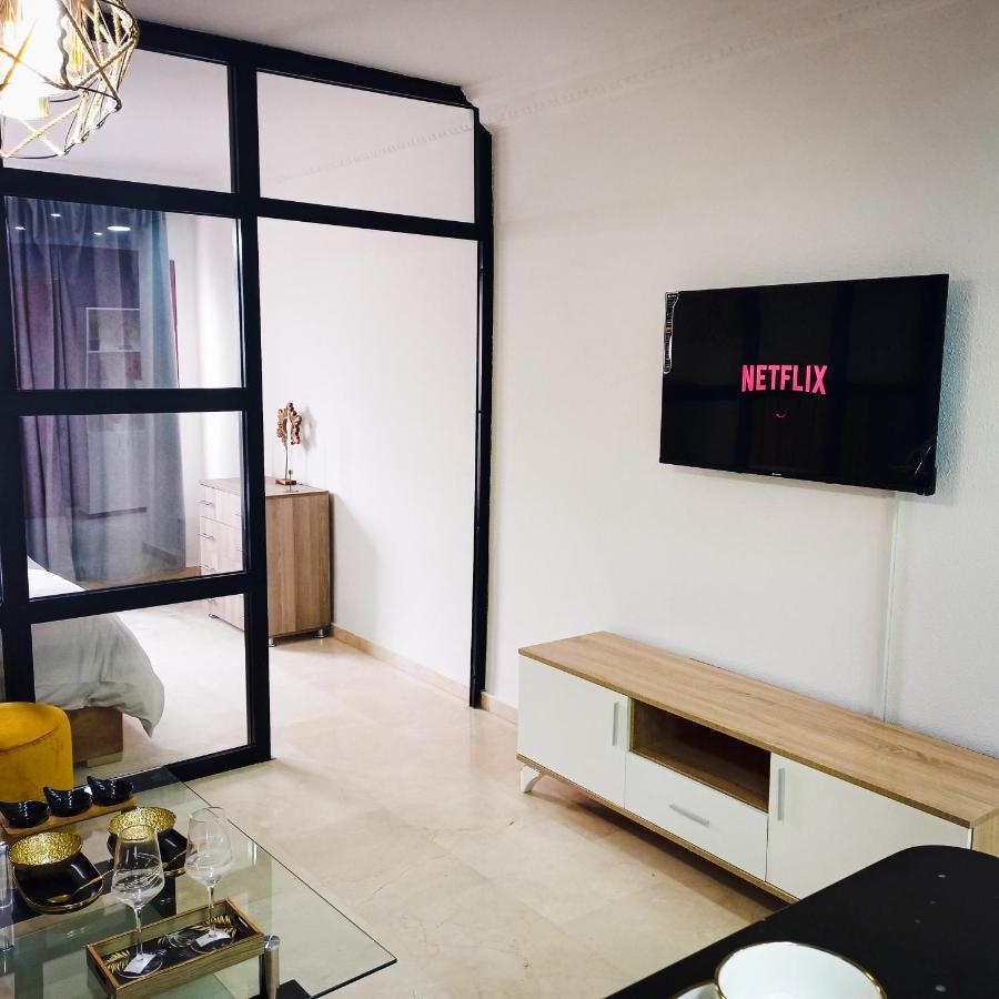 טנג'יר Nouveau Appartement Au Plein Centre-Ville En Face Hilton מראה חיצוני תמונה